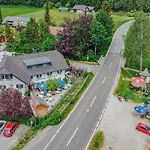 Bed and Breakfast Landgasthof & Restaurant Batzenhaeusl 3*