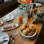 Landgasthof & Restaurant Batzenhaeusl Bed and Breakfast Sankt Gilgen