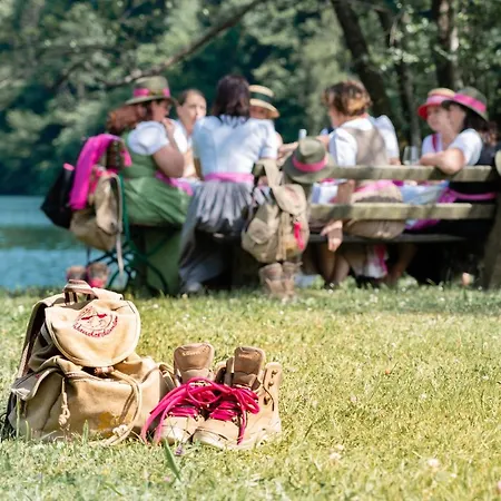 Bed & Breakfast Landgasthof & Restaurant Batzenhaeusl 3*