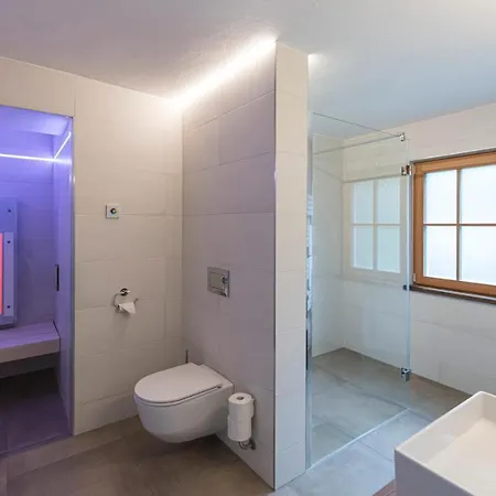 Landgasthof & Restaurant Batzenhaeusl Bed & Breakfast 3*