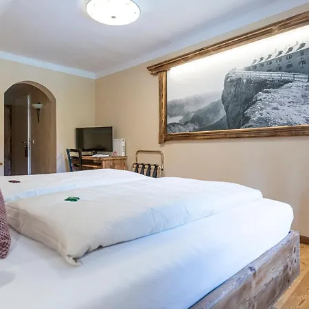 Landgasthof & Restaurant Batzenhaeusl 3*