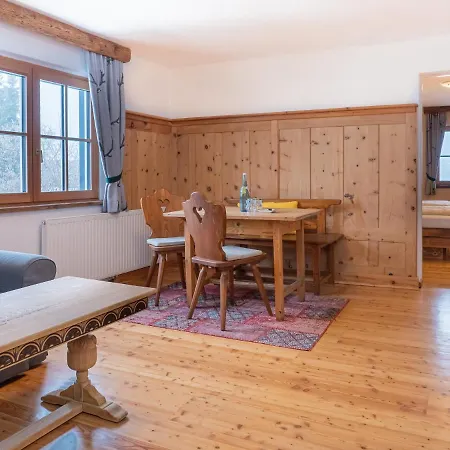 Landgasthof & Restaurant Batzenhaeusl 3*