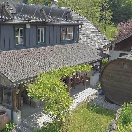 Landgasthof & Restaurant Batzenhaeusl Bed & Breakfast 3*