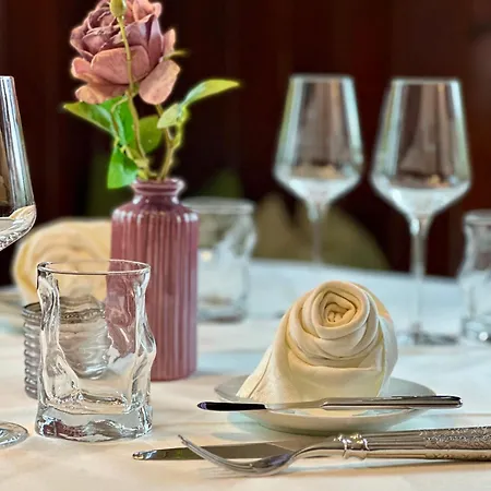 Landgasthof & Restaurant Batzenhaeusl 3*