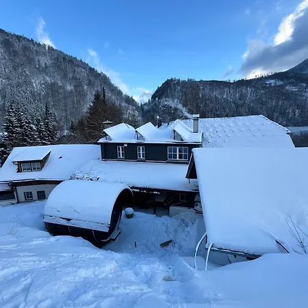 Bed & Breakfast Landgasthof & Restaurant Batzenhausl 3*