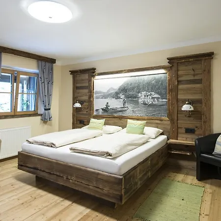 Landgasthof & Restaurant Batzenhaeusl 3*