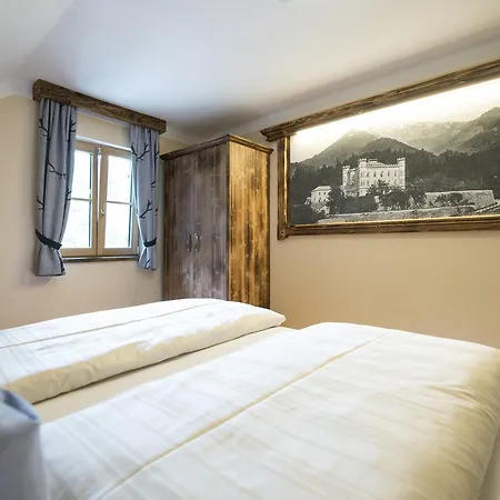 Landgasthof & Restaurant Batzenhaeusl Bed & Breakfast Sankt Gilgen