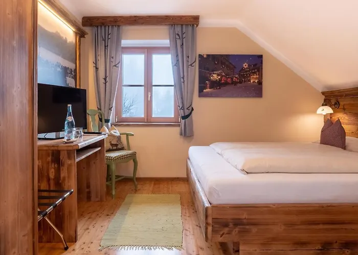 Landgasthof & Restaurant Batzenhausl 3*