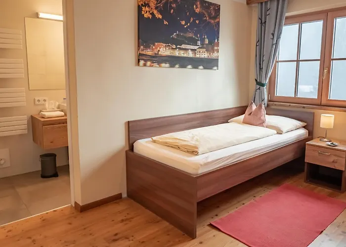 Landgasthof & Restaurant Batzenhausl 3*